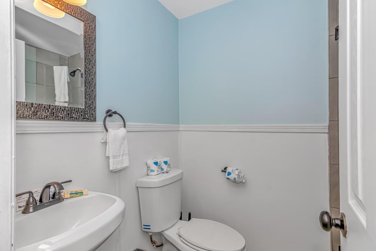 125 Atlantic Avenue Unit E - Pet Friendly! Walk To The Beach And Pier!1Br -1Ba - Sleeps 2-4 Guests! Myrtle Beach Exterior foto